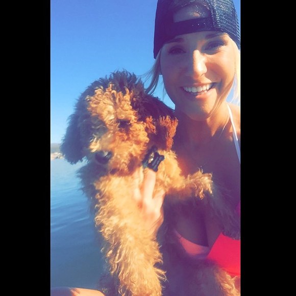 Meet your Posher, Ali - Picture 1 of 1